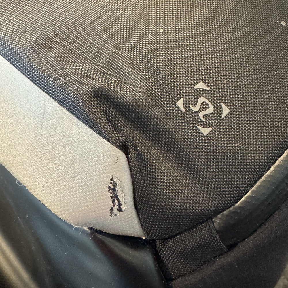 Lululemon backpack - Picture 5 of 10